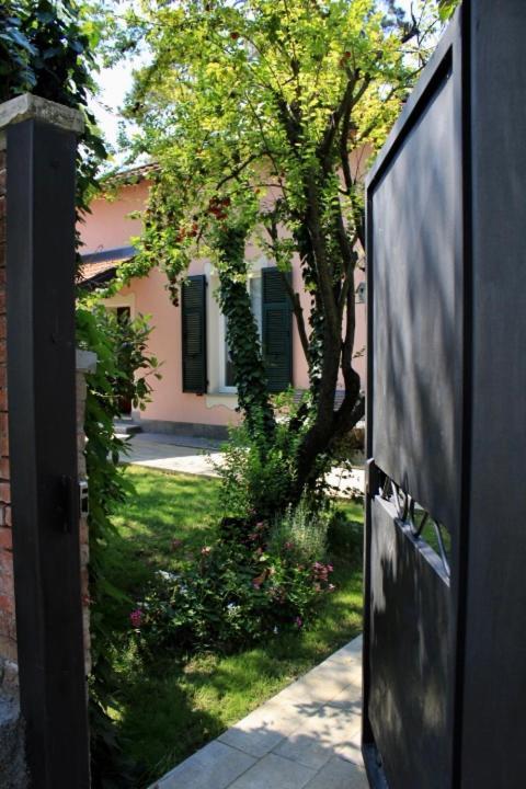 Hotel Praga à Serravalle Scrivia Extérieur photo